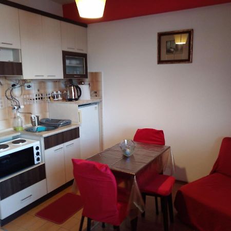 Skopje City Center Red Apartment Extérieur photo