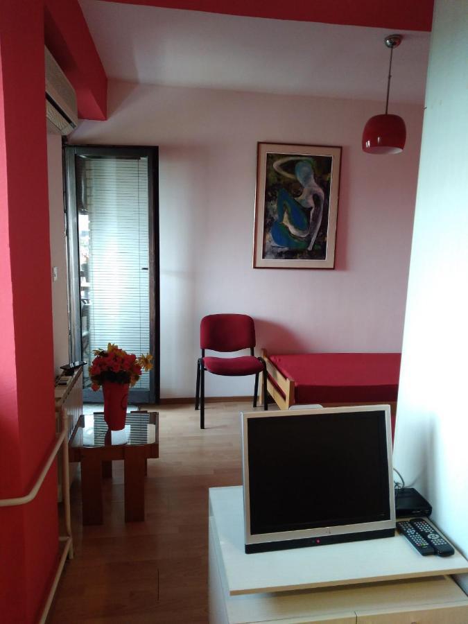 Skopje City Center Red Apartment Extérieur photo